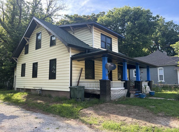 429 S Broadway Avenue, Springfield, MO 65806