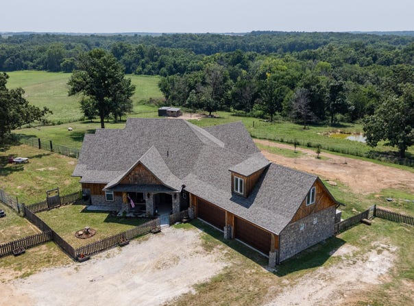 1059 NE 100th Road, Sheldon, MO 64784