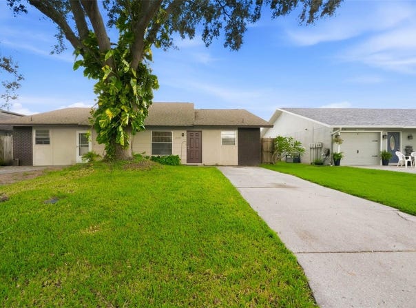 22795 PENNY Loop, LAND O LAKES, FL 34639