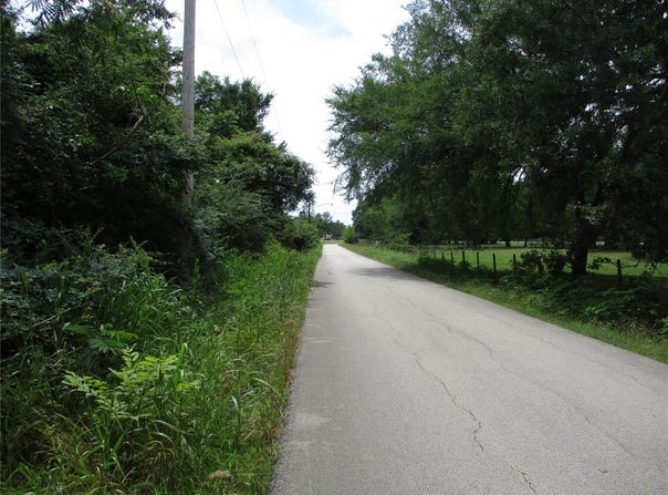ROBINSON Street, Emory, TX 75440