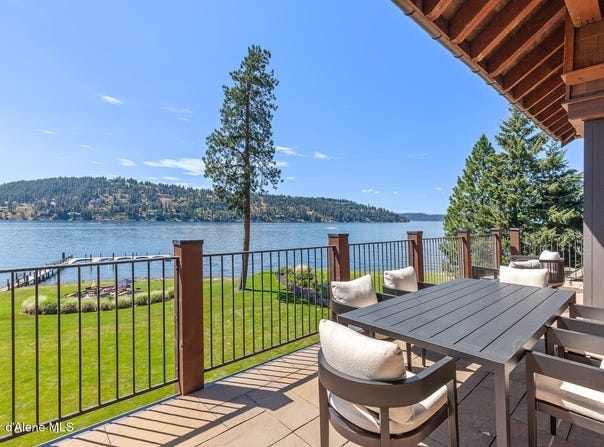 4669 S Arrow Point Dr, Harrison, ID 83833