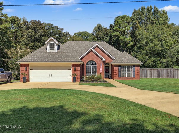 6235 Wolfe Road, Columbus, MS 39705