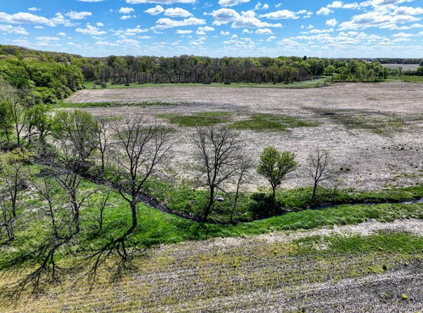 J Drive N, Marshall, MI 49068