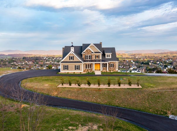 243 BARRENRIDGE RD, STAUNTON, VA 24401