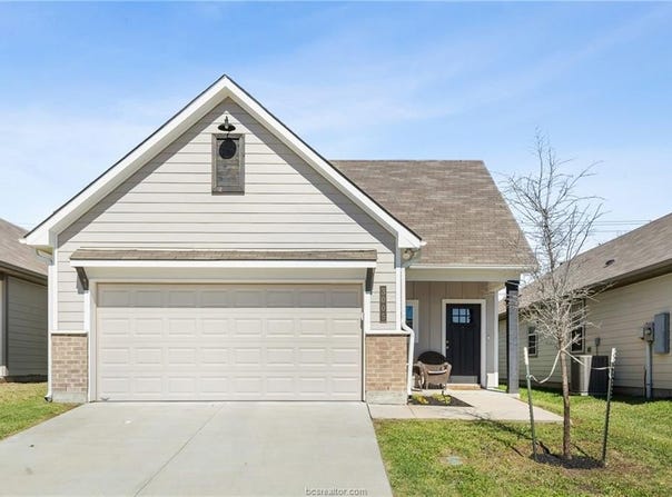 3005 Stevens Drive, Bryan, TX 77803