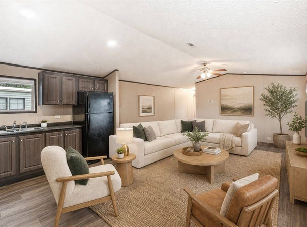 1001 E MacArthur Rd, Wichita, KS 67216