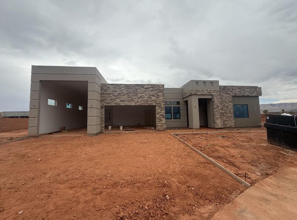 565 W 30 S, Ivins, UT 84738