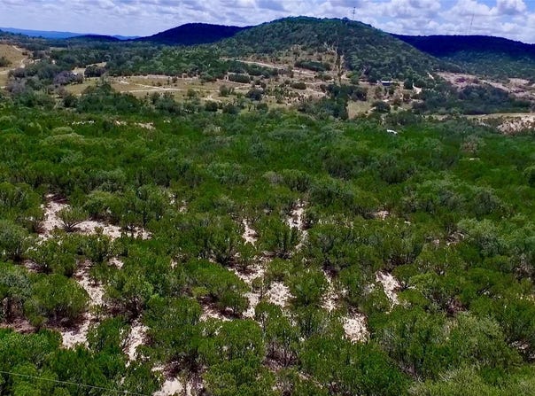 W Bear Spring Rd, Pipe Creek, TX 78063