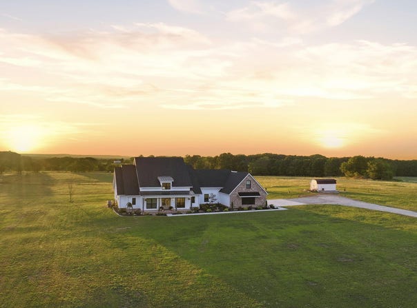 2345 Cologna Road, Marshfield, MO 65706