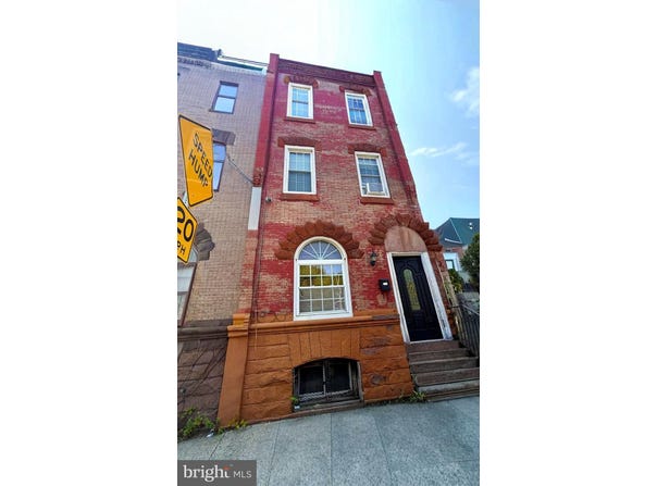432 DIAMOND Street, PHILADELPHIA, PA 19122