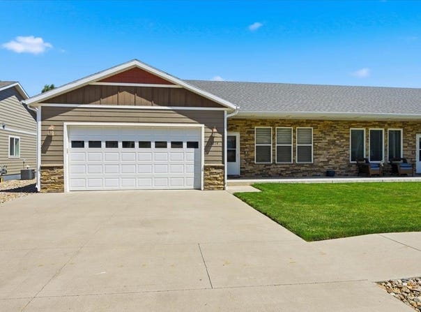2214 Split Rock Drive, Sturgis, SD 57785