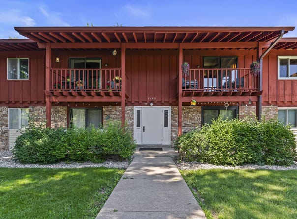 3182 JUSTIN Court, APPLETON, WI 54914