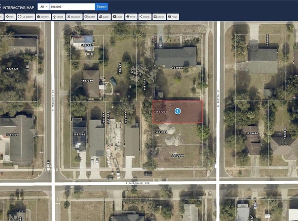 222 N EXETER Street, EUSTIS, FL 32726