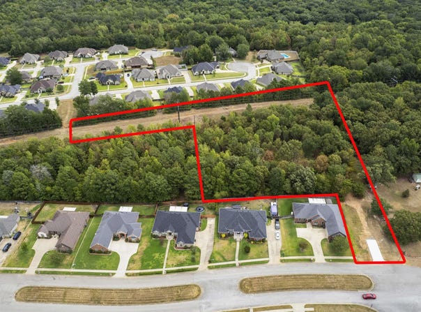 7762 Cherryhill Dr, Tyler, TX 75703