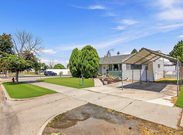 361 E UTAH Ave, Tooele, UT 84074