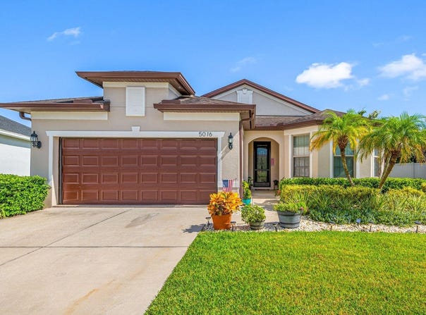 5016 BELLA ARMONIA Circle, WIMAUMA, FL 33598