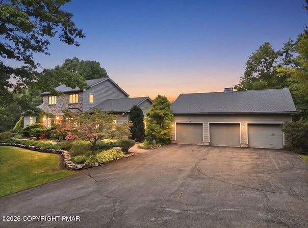 441 Emery Road, Dingmans Ferry, PA 18328
