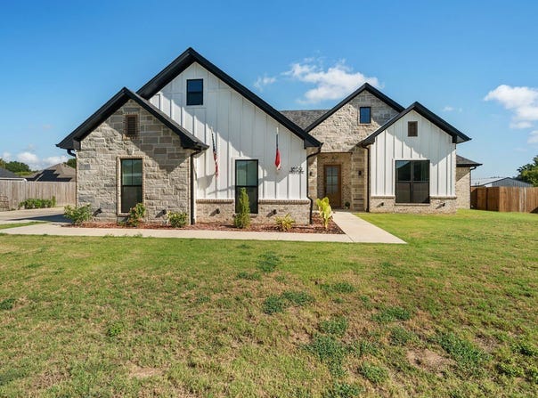 16139 Eagle Lane, Lindale, TX 75771