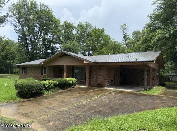 96 Hill Street, West Point, MS 39773