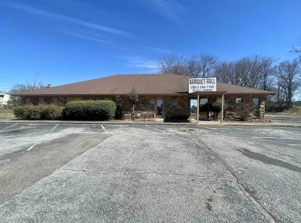 3614 S PERKINS Rd, Memphis, TN 38118