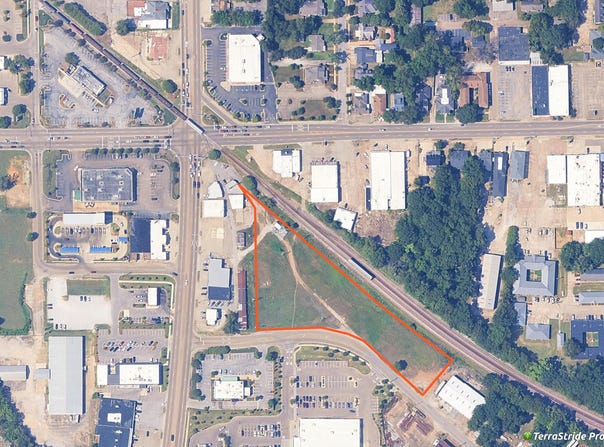 Carnation St., Tupelo, MS 38804