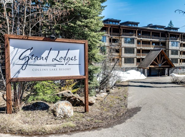 31244 E COLLINS LAKE Rd, GovernmentCamp, OR 97028