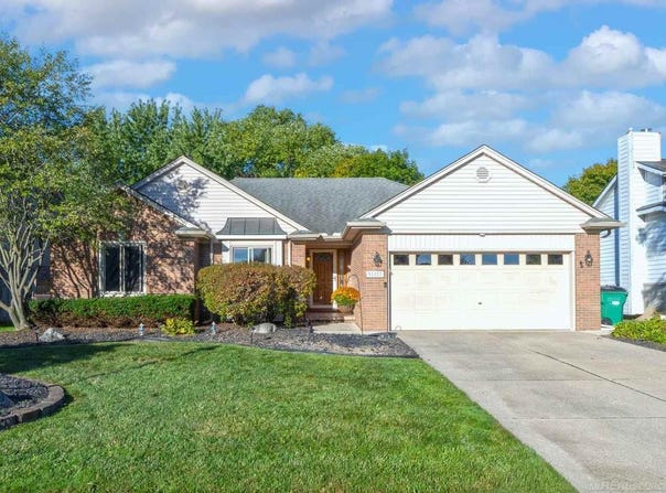 51277 Misty Brook Drive, Chesterfield, MI 48047