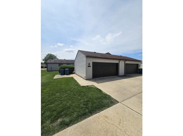 910 Pomona Drive, Champaign, IL 61822