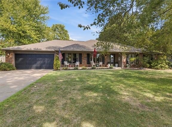 4911 E 97th Street, Tulsa, OK 74137