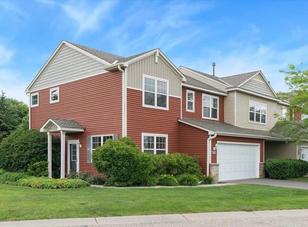 1585 Sumac Circle, Carver, MN 55315