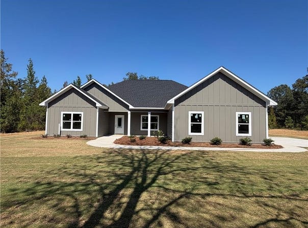 2821 Lee Road 40, Salem, AL 36874