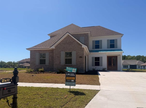 21457 Bluefin Dr, Springfield, LA 70462