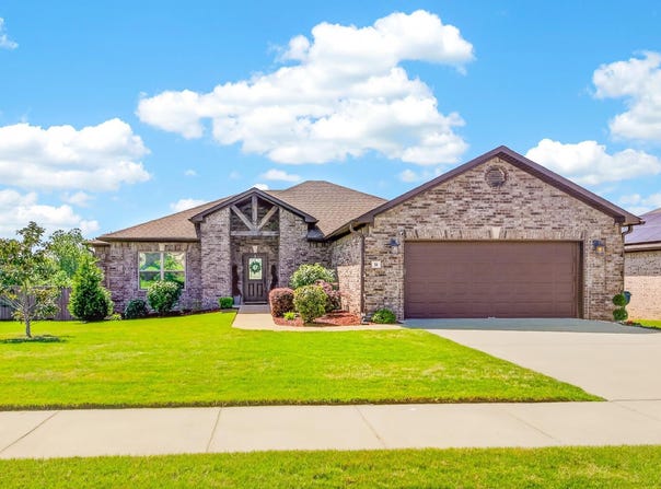 16 Cimarron Circle, Cabot, AR 72023