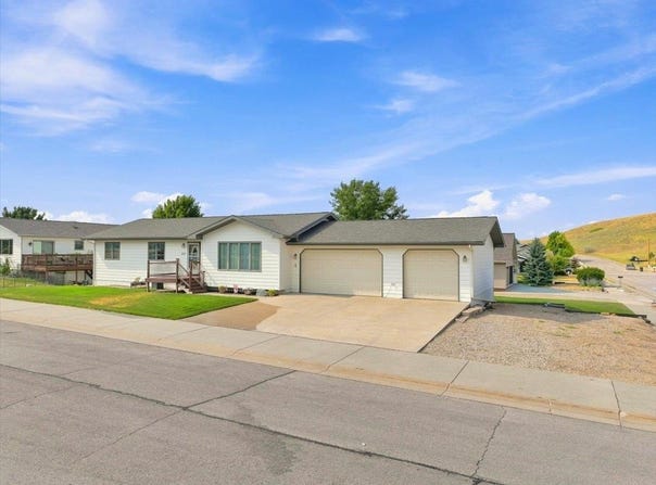 3510 Roughlock Lane, Spearfish, SD 57783