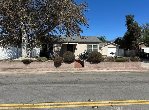 437 Cucamonga, Claremont, CA 91711