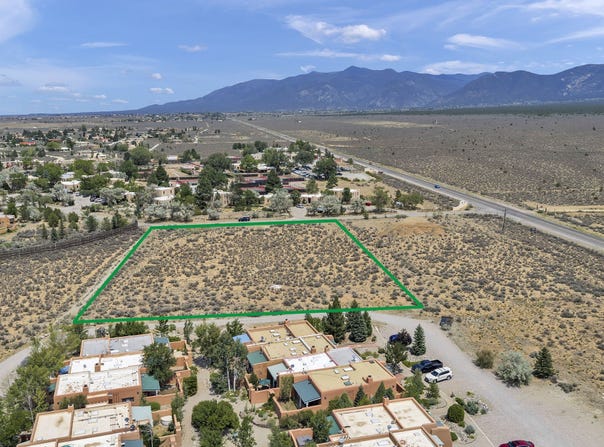 Comanche Rd, El Prado, NM 87529