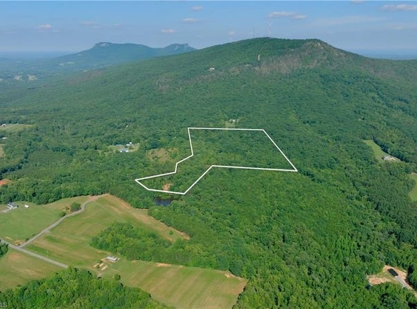 8 Old Mill Road, Pinnacle, NC 27043