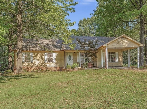 638 County Road 346, Jonesboro, AR 72401
