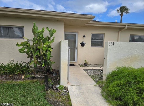 634 Joel Boulevard, Lehigh Acres, FL 33936
