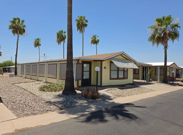 834 S Meridian Road, APACHE JUNCTION, AZ 85208