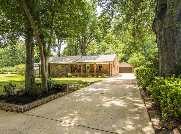 3173 COURT St, Bartlett, TN 38134