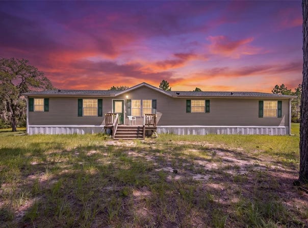 12251 SE 66 Place, MORRISTON, FL 32668