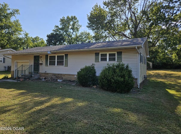 1310 6th Street, Monett, MO 65708