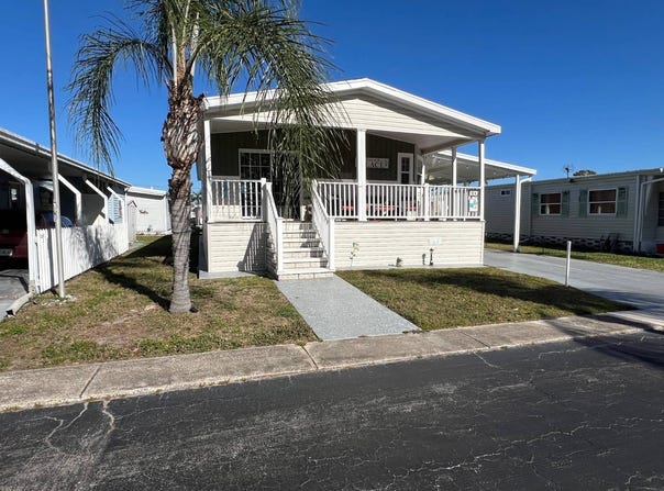 12651 Seminole Blvd, Largo, FL 33778