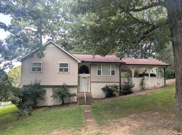 1208 E Blythe St, PARIS, TN 38242