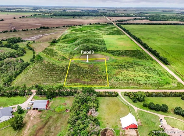 S 103rd St W, Clearwater, KS 67026