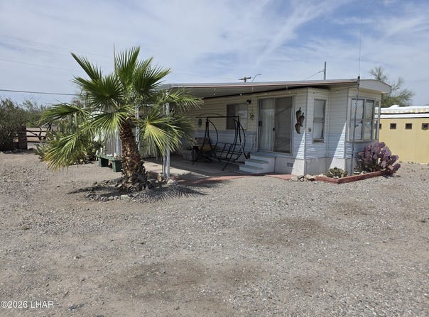 1555 Datig Dr, Quartzsite, AZ 85346
