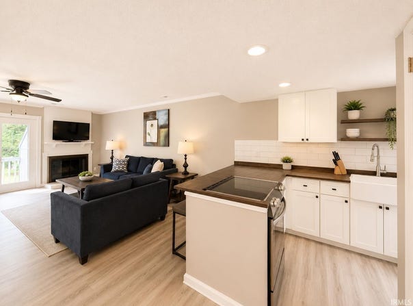 9021 S Pointe Ridge Lane, Bloomington, IN 47401