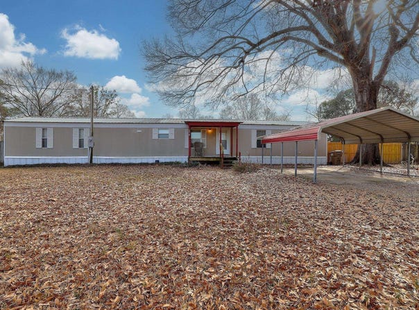 543 Birch Street, Maud, TX 75567