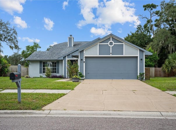 2041 SHADOW PINE Drive, BRANDON, FL 33511